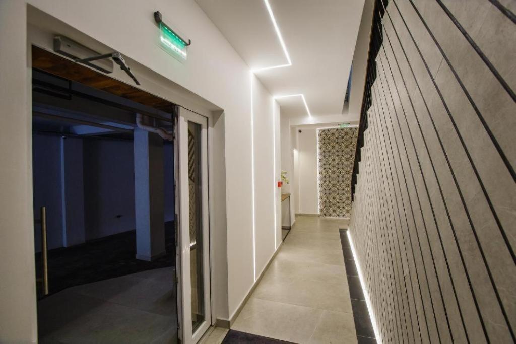 Charlotte Residence - 2 Bedrooms Apartment Oradea Chambre photo